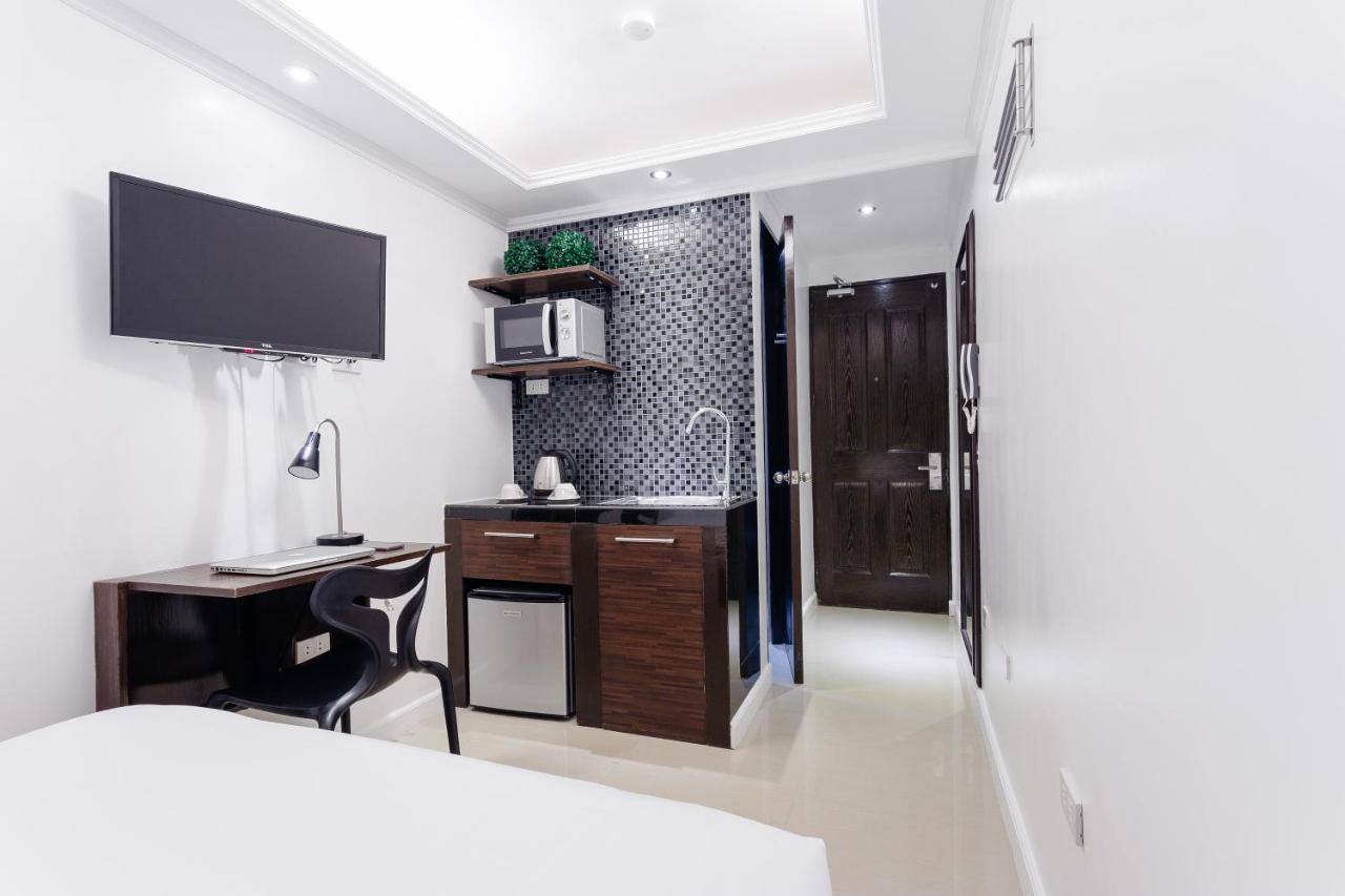 Nest Nano Suites Poblacion - Makati Makati City Buitenkant foto